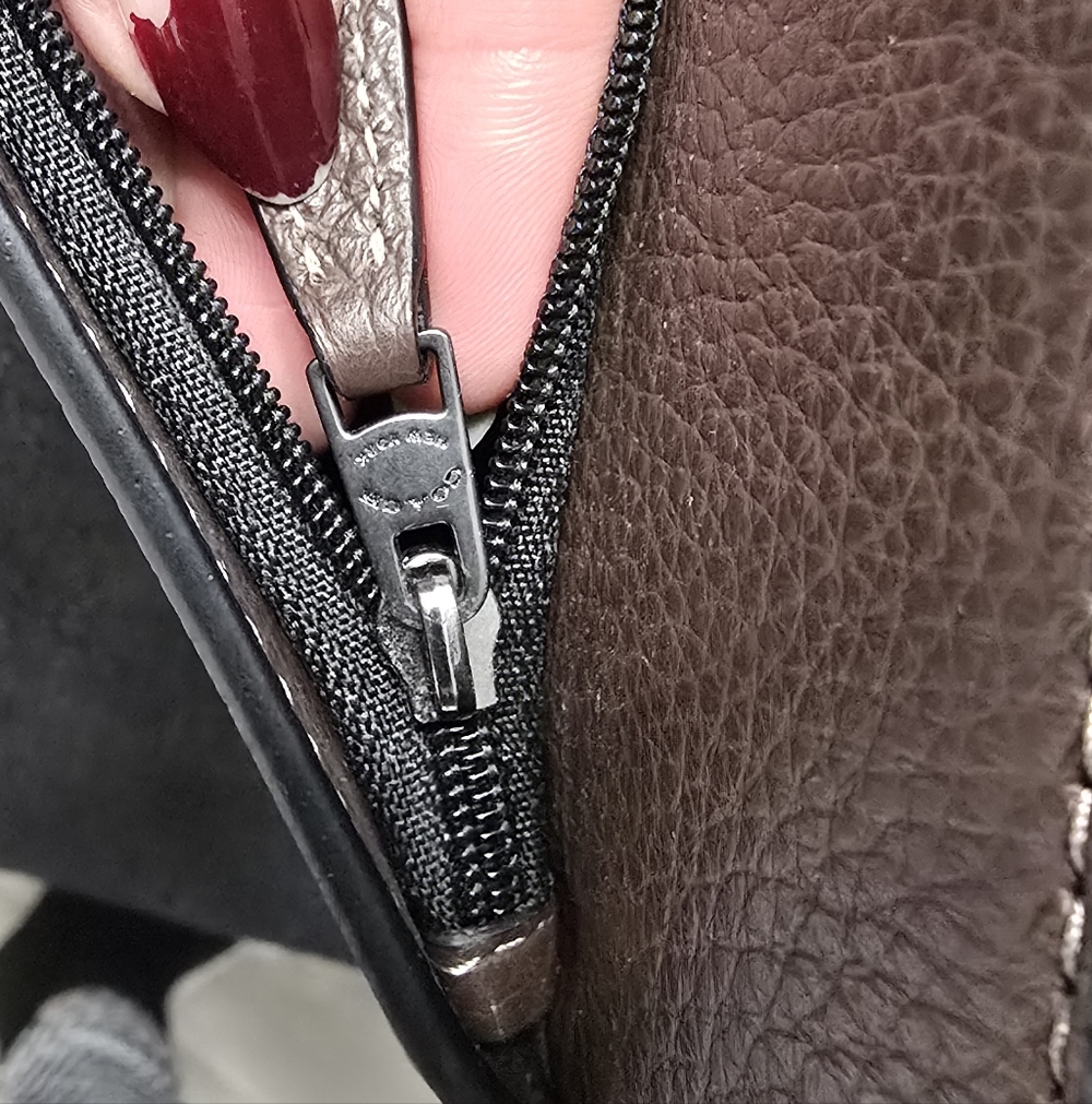 Coach 15 Laptop Case Mahogany Multi, CH068 - Picture 13 of 13